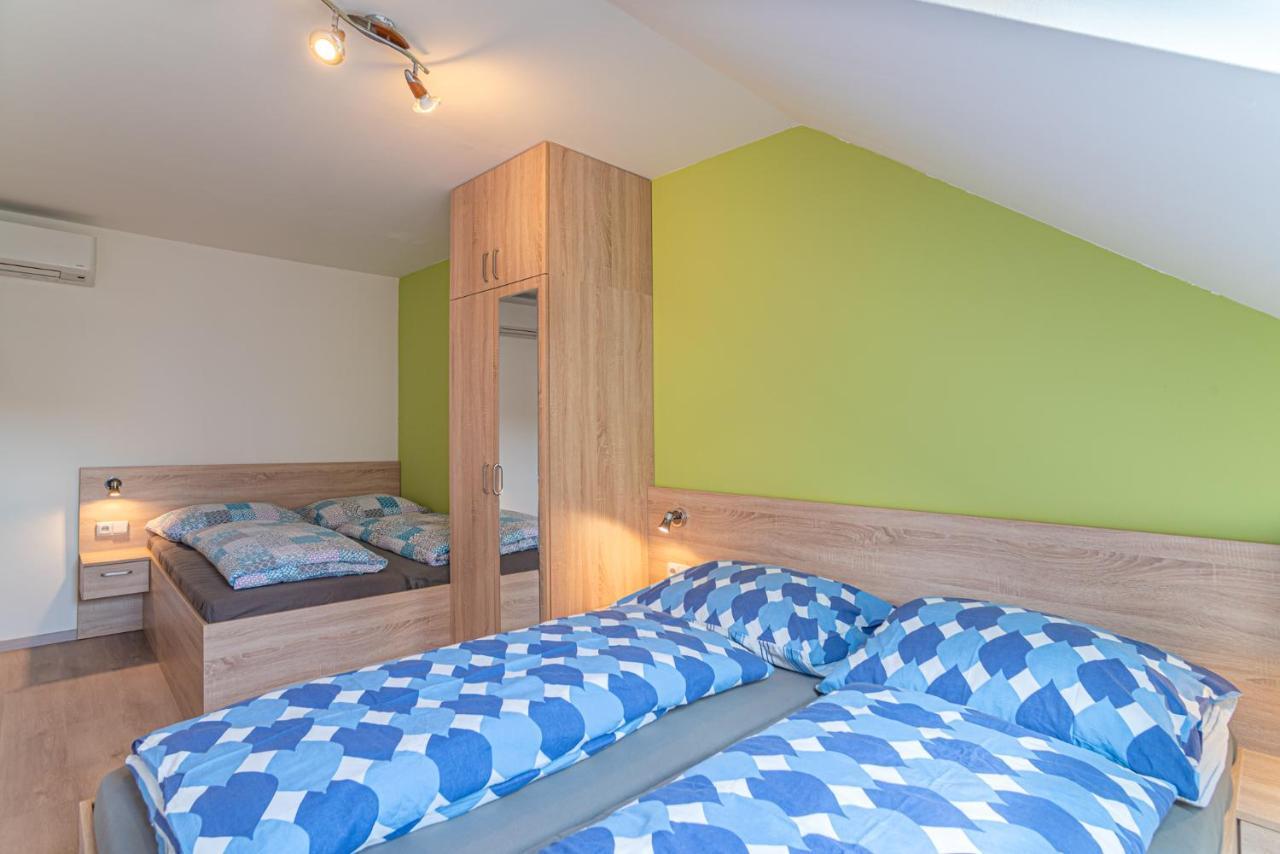 Saeli Apartments 미쿨로프 외부 사진