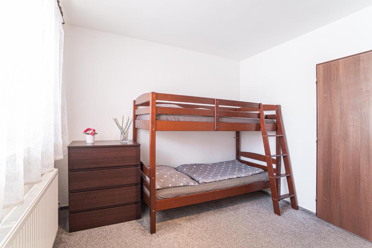 Saeli Apartments 미쿨로프 외부 사진